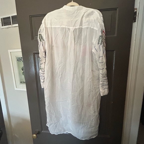 Colorful Embroidered White Dress - Picture 3 of 3